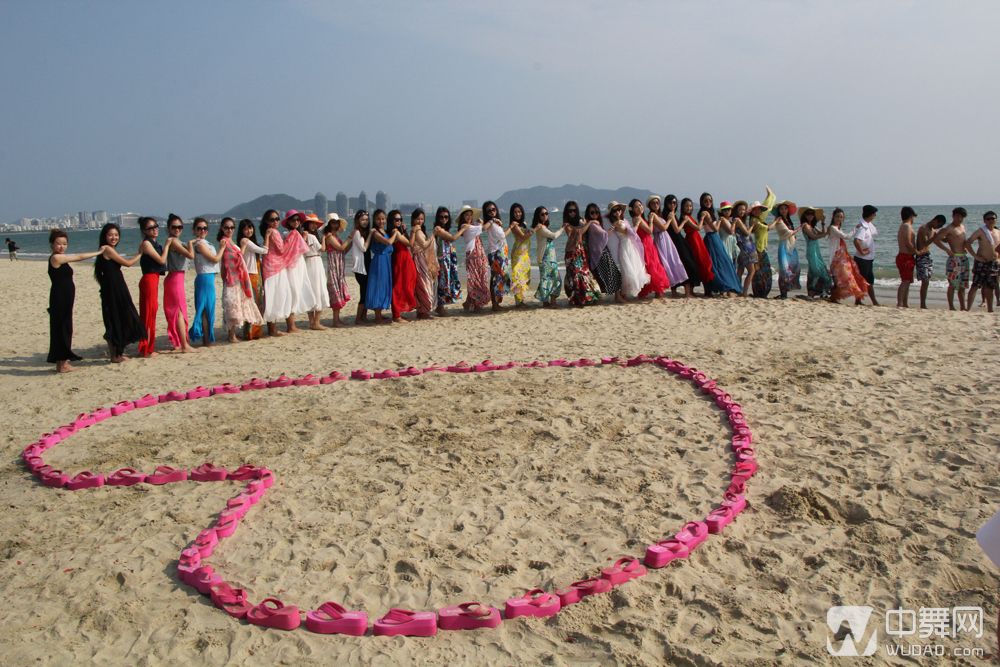 三亚学院音乐学院舞蹈毕业照