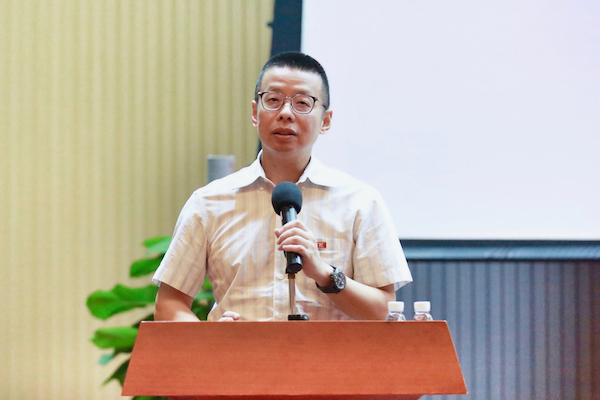 ap0a0500-01_副本的副本.jpg ap0a0500-01_副本的副本.jpg