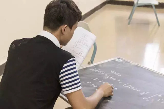 12.webp.jpg 12.webp.jpg