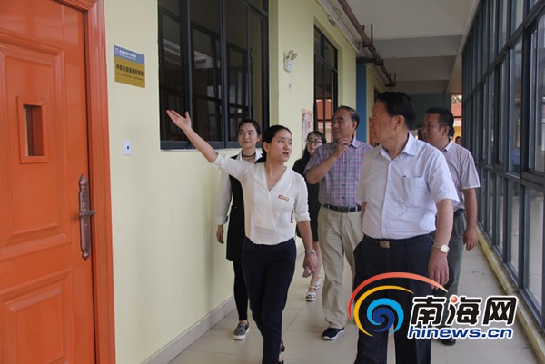 00301744024_e70ee68a.jpg 00301744024_e70ee68a.jpg