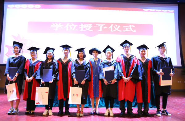 11人文.jpg 11人文.jpg