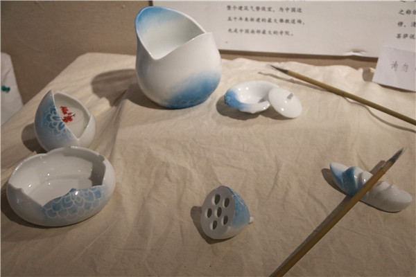 江岸飞--谢怡--海南特色瓷器设计_副本.jpg 江岸飞--谢怡--海南特色瓷器设计_副本.jpg