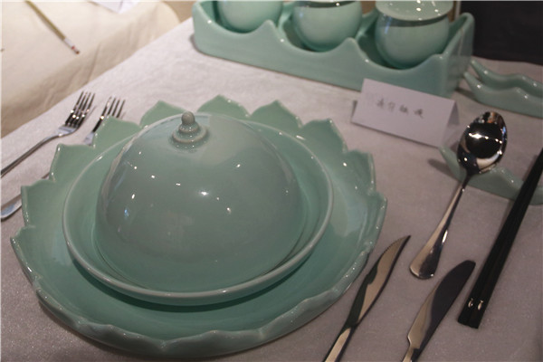 江岸飞--王��--海南特色瓷器设计_副本.jpg 江岸飞--王��--海南特色瓷器设计_副本.jpg