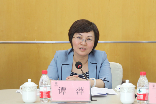 D25A1124副本.jpg