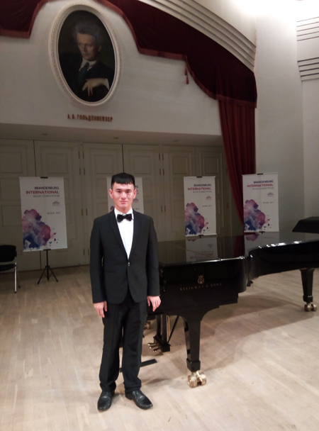 音乐.jpg 音乐.jpg