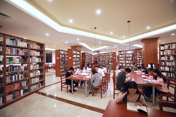 图书馆学习.jpg