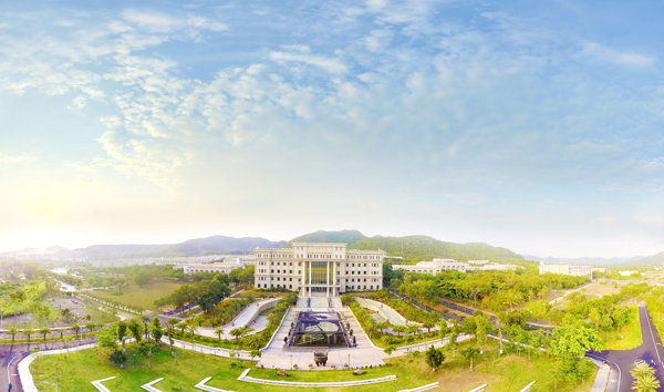 学校全景.jpg