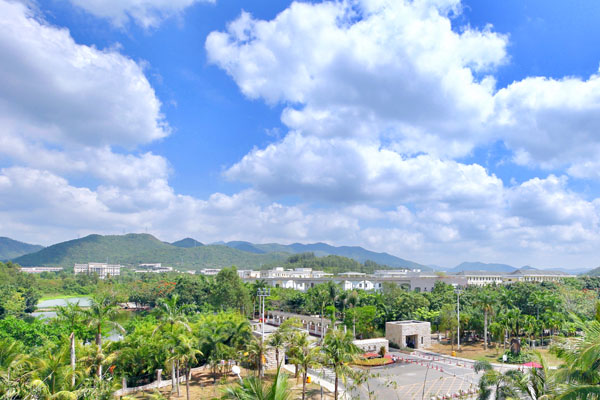 校门.jpg
